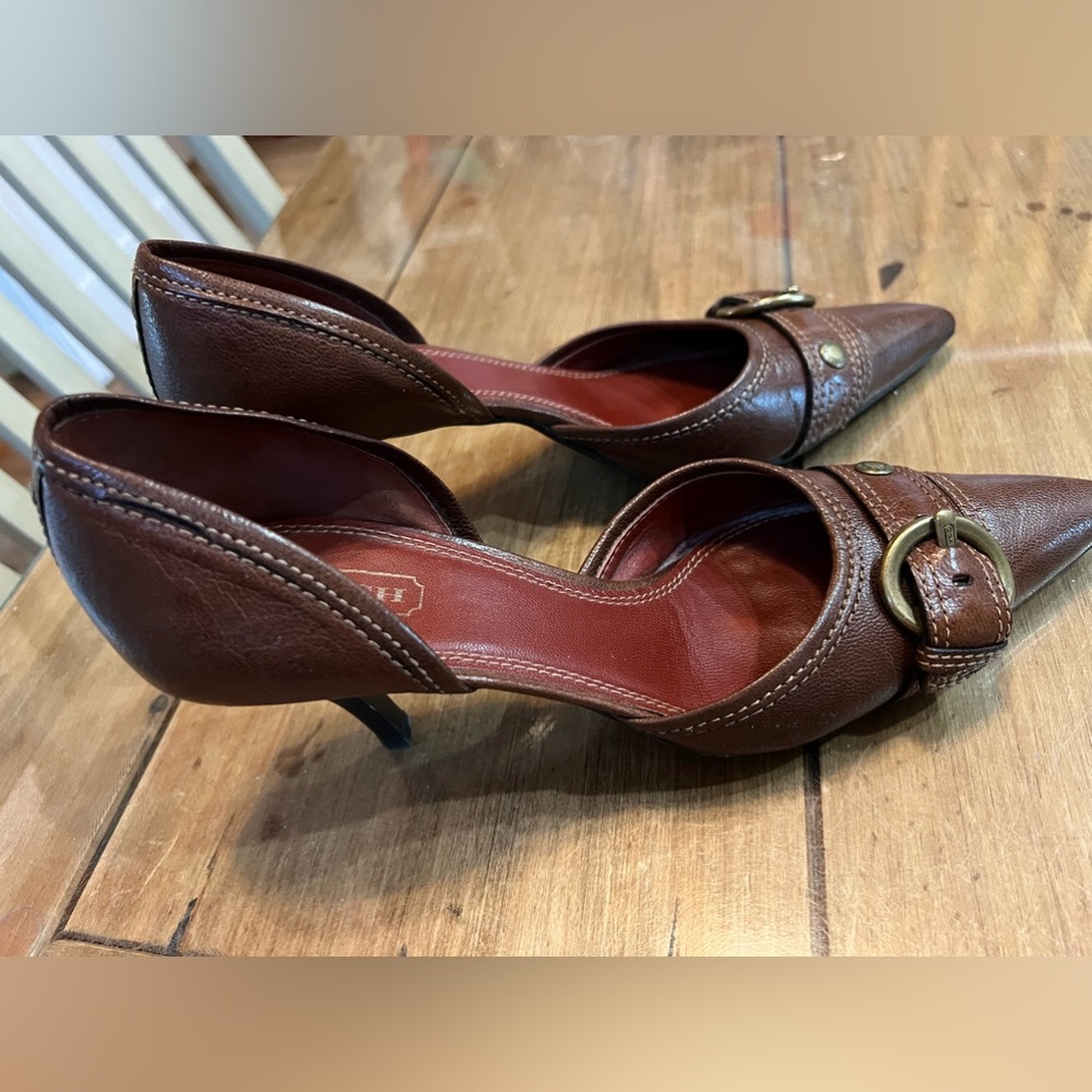 Coach • Women’s Pointy Toe Leather Heel Size 9.5B, vintage